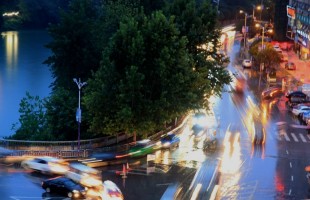 今夜雨纷纷.jpg