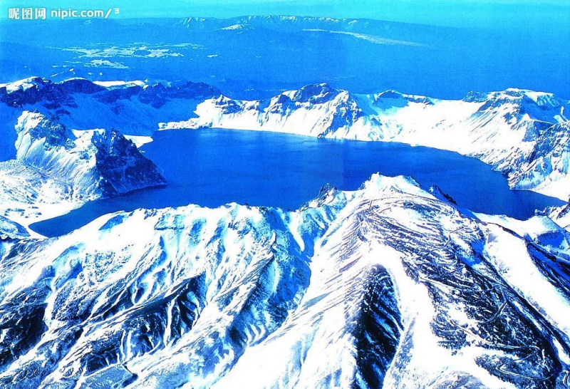 冰雪长白山天池.jpg