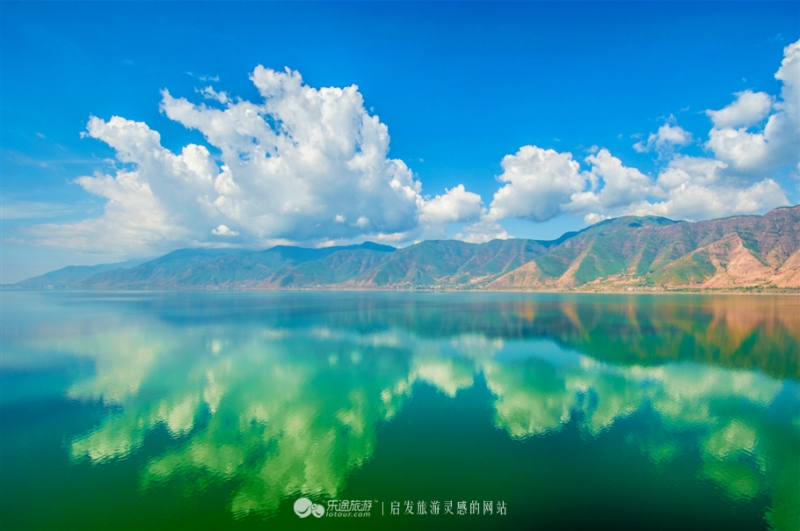 程海湖.jpg