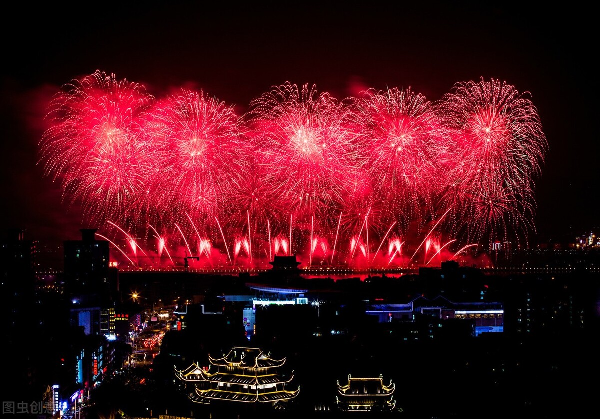 九曲浏阳河烟花夜景3.jpg